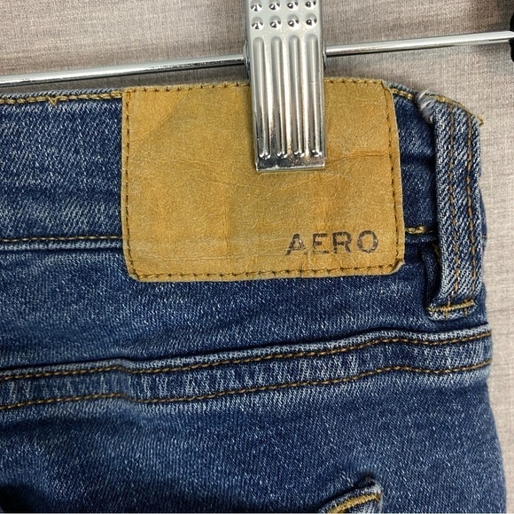 Aeropostale Slim Jeans Sz 30X32 Tapered Leg Medium Wash Blue - Picture 2 of 7